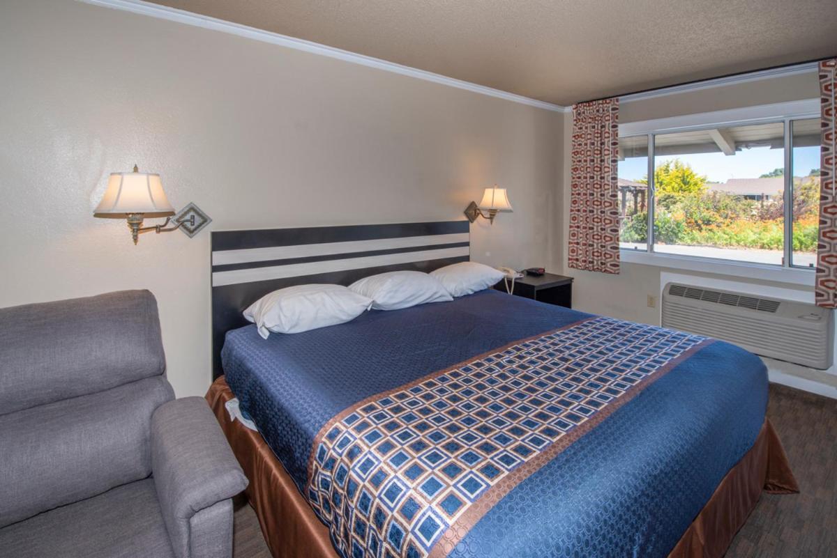 Surf Motel And Gardens Fort Bragg Exterior foto