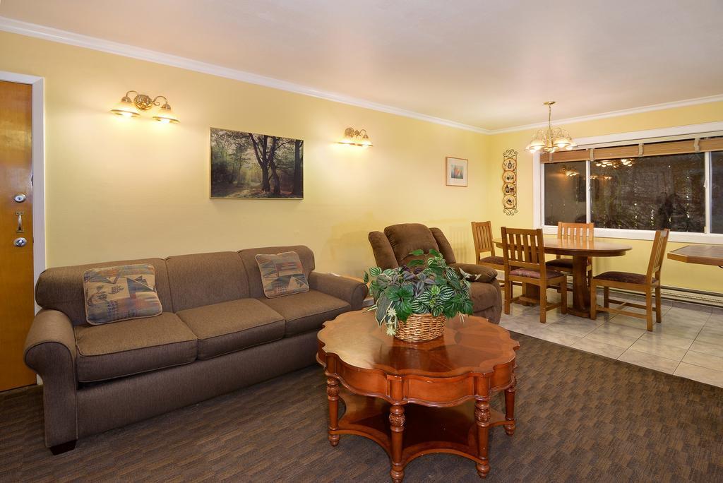 Surf Motel And Gardens Fort Bragg Exterior foto